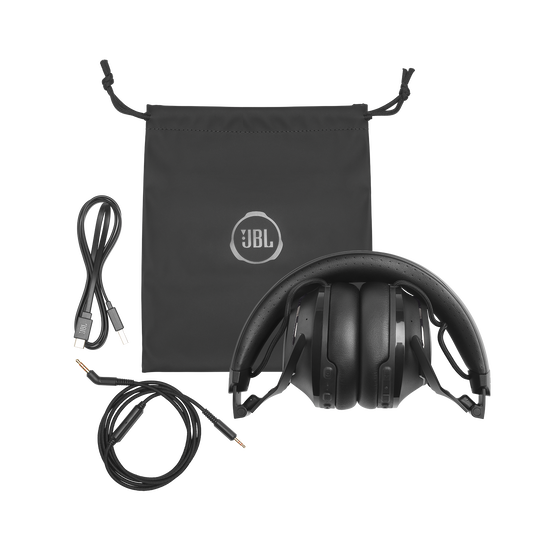 JBL Club 700BT | Wireless on-ear headphones